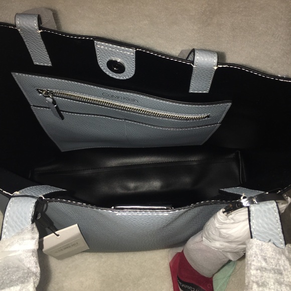 Calvin Klein Rachel Leather Large Tote Blue Mist - Picture 5 of 9